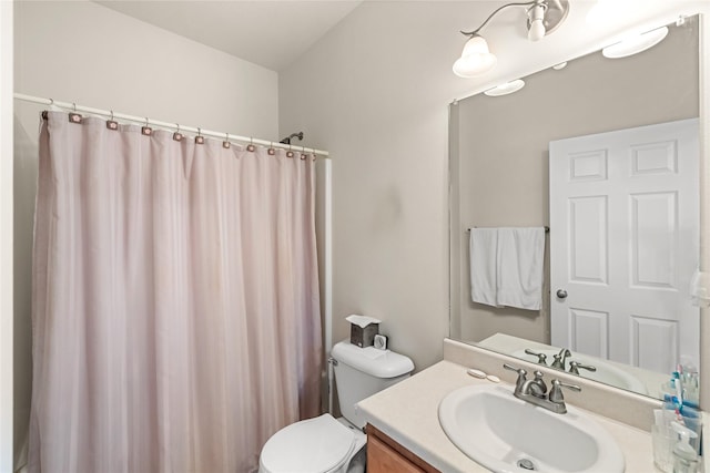 6814 Aubrey Ct, Johnston, IA 50131 - full bath featuring vanity, toilet, and curtained shower