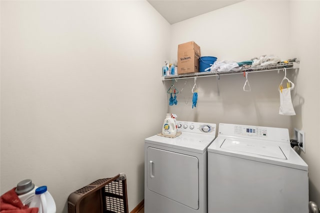 6814 Aubrey Ct, Johnston, IA 50131 - laundry room with washer and clothes dryer