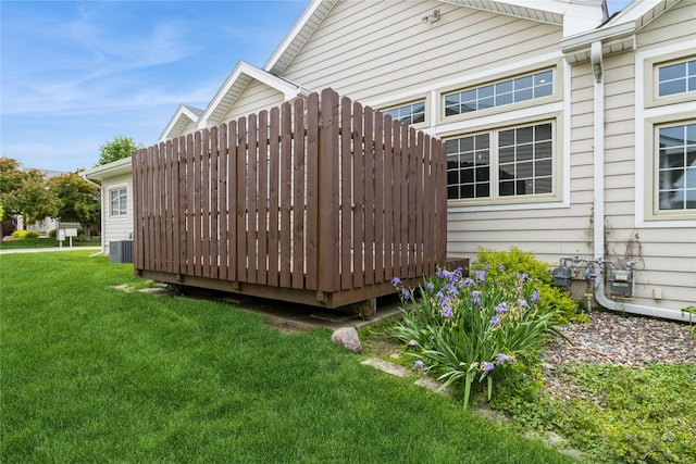 4400 Ep True Pkwy Unit 4, West Des Moines, IA 50265 - view of side of property featuring cooling unit and a lawn