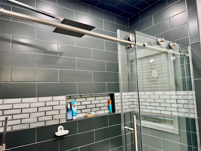 1008 Pine Brooke Ct, Clear Lake, IA 50428 - full bathroom with a shower stall