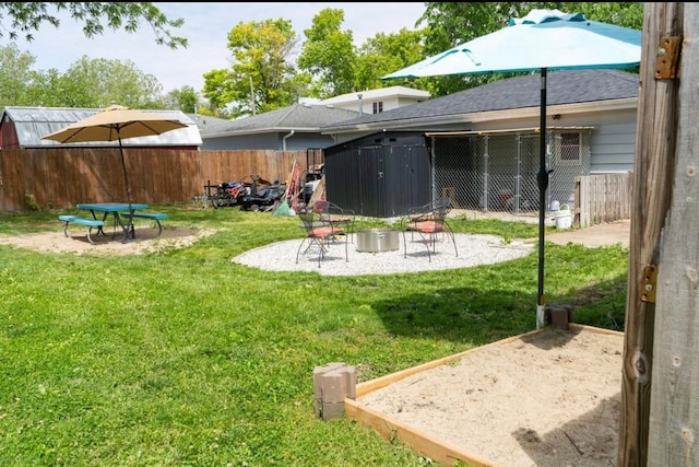 2326 E 39th Ct, Des Moines, IA 50317 - view of yard