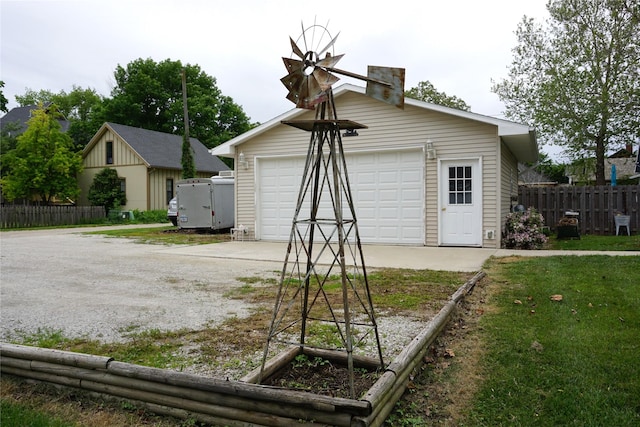 318 W Green St, Winterset, IA 50273 - view of detached garage