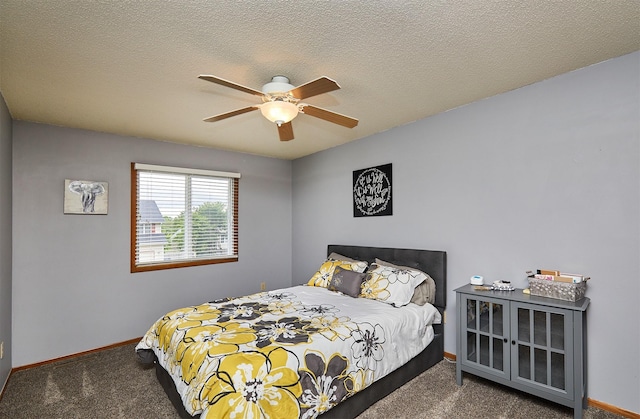 4230 SE 23rd St, Des Moines, IA 50320 - bedroom with carpet, baseboards, and ceiling fan