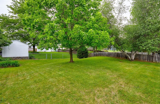4230 SE 23rd St, Des Moines, IA 50320 - view of yard