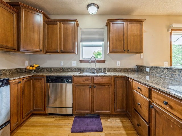 13106 Tanglewood Dr, Urbandale, IA 50323 - photo 7