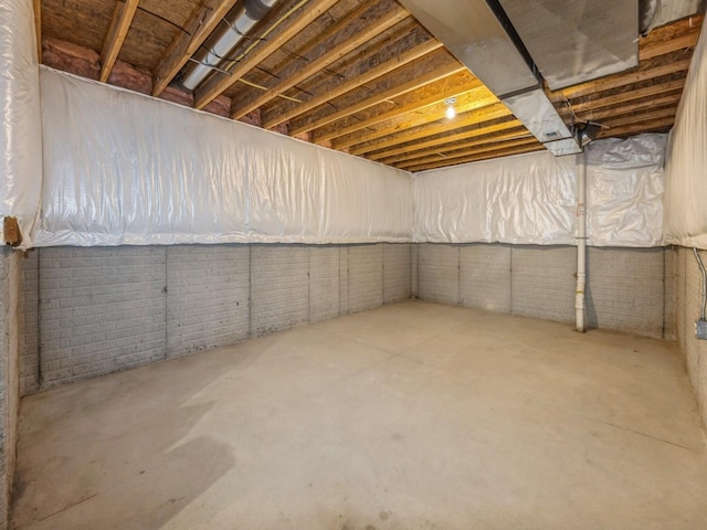 13106 Tanglewood Dr, Urbandale, IA 50323 - photo 15