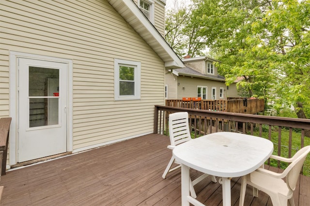 216 56th St, Des Moines, IA 50312 - view of wooden terrace