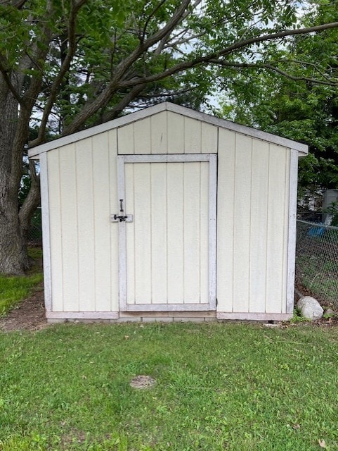 711 SW 2nd St, Stuart, IA 50250 - view of shed