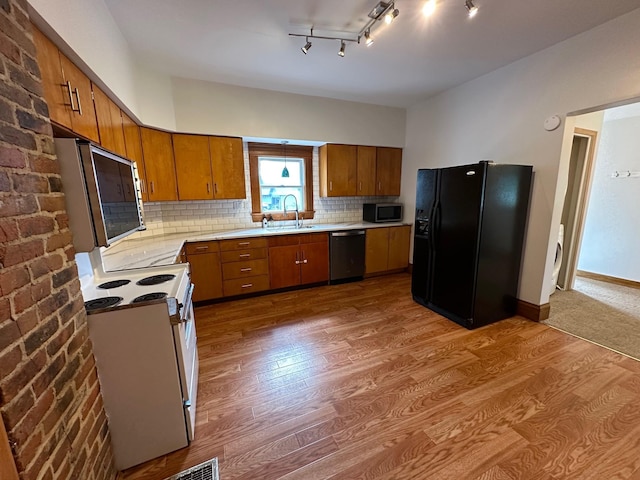 724 W Jefferson St, Winterset, IA 50273 - photo 18