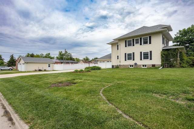 509 2nd Ave, Slater, IA 50244 - view of side of home featuring a garage
