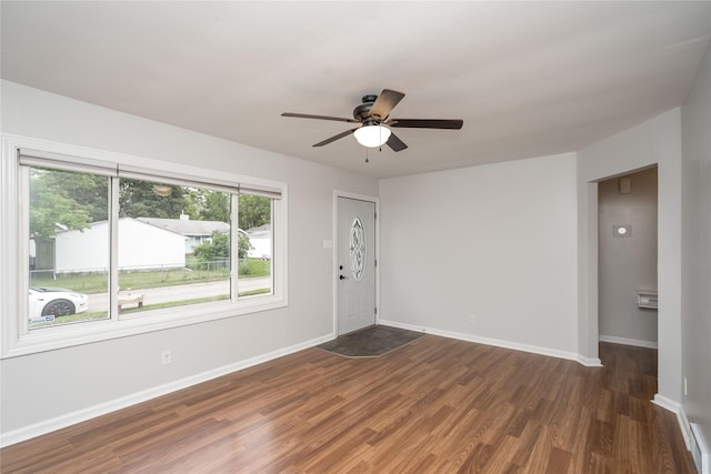 3426 N Union St, Des Moines, IA 50316 - entrance foyer featuring wood finished floors, baseboards, and ceiling fan