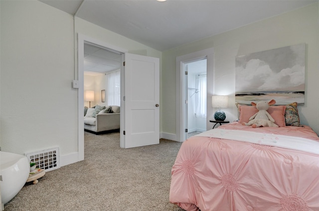 2403 E 14th St, Des Moines, IA 50316 - bedroom featuring carpet floors and baseboards