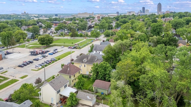 1540 8th St, Des Moines, IA 50314 - aerial perspective of suburban area