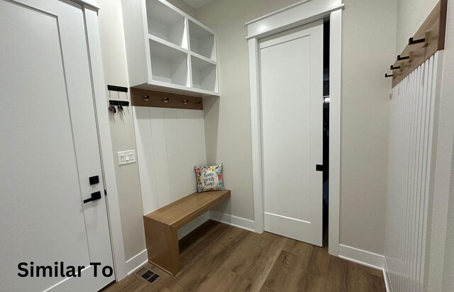 1410 NW Bull Run Ct, Waukee, IA 50263 - mudroom with wood finished floors and baseboards