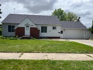 2109 Evelyn St, Perry, IA 50220 - photo 1