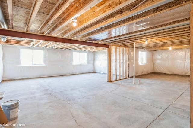 3002 6th Ave SW, Altoona, IA 50009 - view of basement