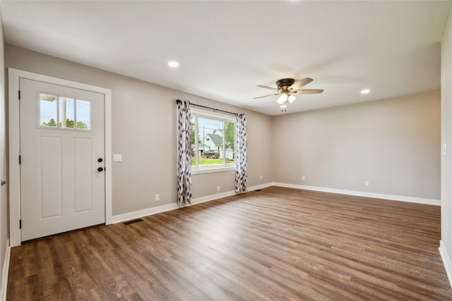 204 W Washington St, Montezuma, IA 50171 - entrance foyer with ceiling fan, wood finished floors, recessed lighting, and baseboards