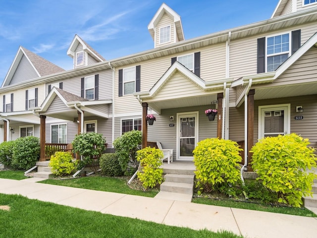 637 Newport Pl, Norwalk, IA 50211 - photo 1