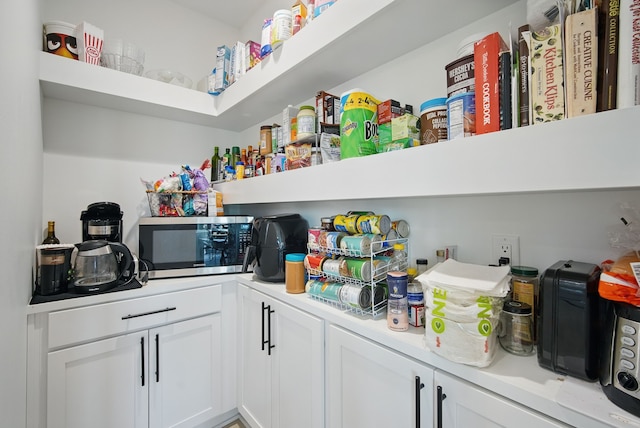 2216 Timberview Dr, Norwalk, IA 50211 - view of pantry
