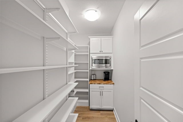 9814 Watermeadow Cir, Johnston, IA 50131 - view of pantry