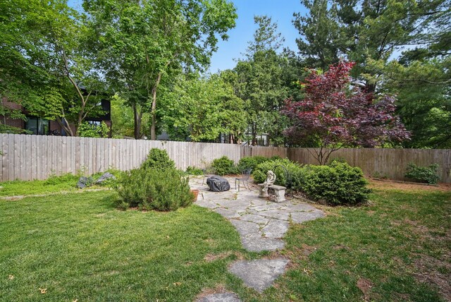 711 36th St, West Des Moines, IA 50265 - view of yard