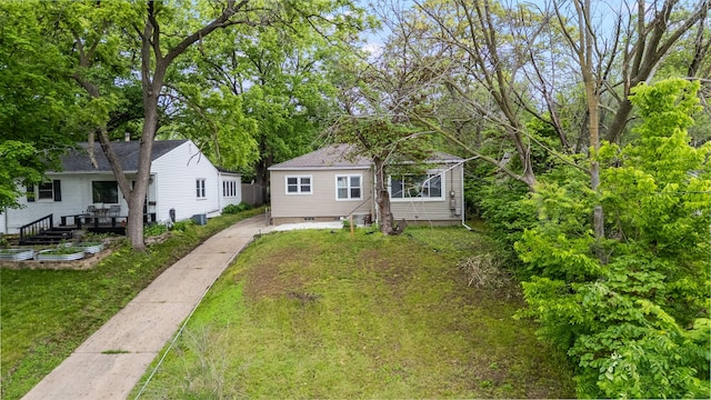 2823 Holcomb Ave, Des Moines, IA 50310 - photo 1