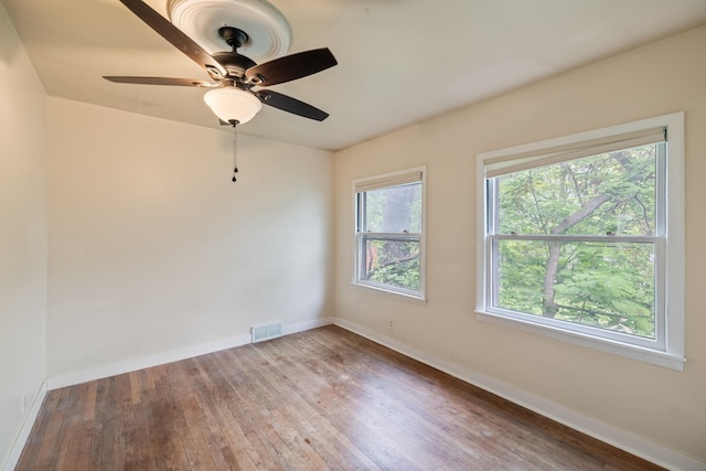 2823 Holcomb Ave, Des Moines, IA 50310 - photo 8