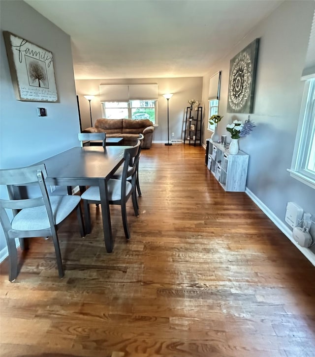 1541 42nd St, Des Moines, IA 50311 - dining room featuring wood finished floors and baseboards