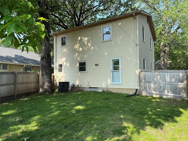 1541 42nd St, Des Moines, IA 50311 - rear view of property