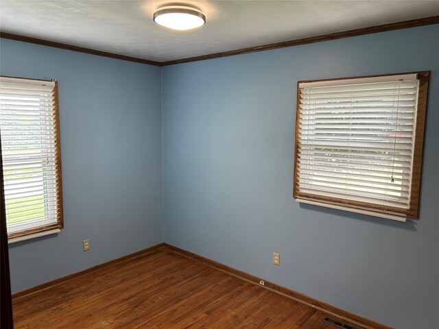 906 Streeter St, Knoxville, IA 50138 - photo 25