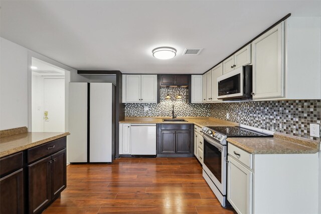 3131 Fleur Dr Unit 208And 206, Des Moines, IA 50321 - photo 18