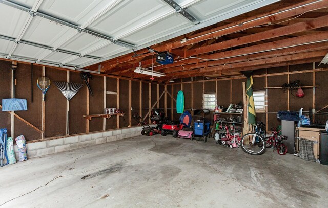 4006 67th St, Urbandale, IA 50322 - garage with a garage door opener