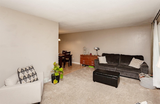 4006 67th St, Urbandale, IA 50322 - living area with carpet floors and baseboards