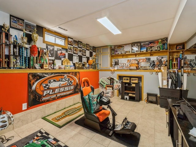 1506 W 17th St S, Newton, IA 50208 - miscellaneous room with tile patterned floors
