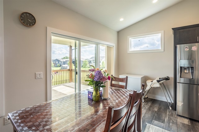 3021 NE 17th St, Ankeny, IA 50021 - dining area featuring vaulted ceiling, dark wood finished floors, recessed lighting, and baseboards