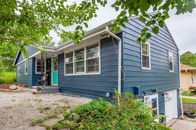 3020 62nd St, Des Moines, IA 50322 - single story home featuring an attached garage
