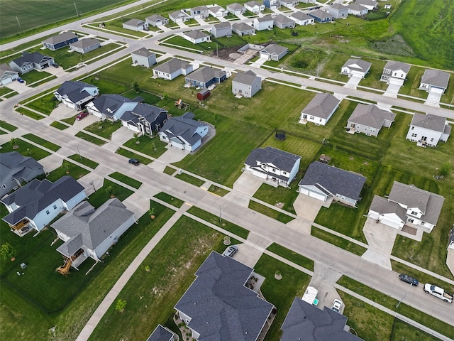 3338 9th Ave SW, Altoona, IA 50009 - aerial view of property and surrounding area featuring nearby suburban area
