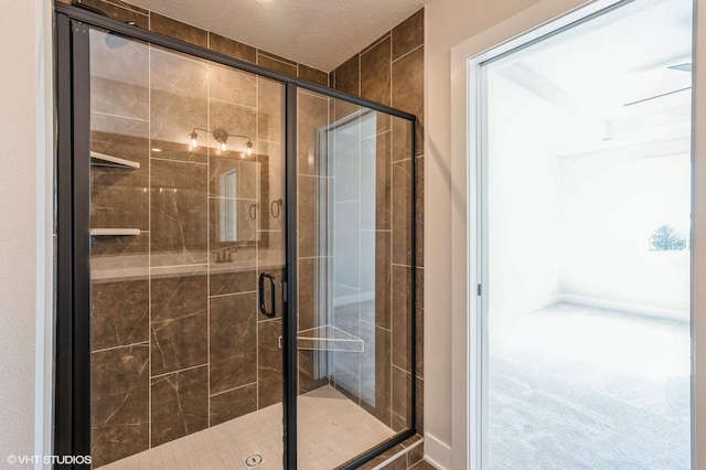 3418 5th Ave SE, Altoona, IA 50009 - bathroom featuring a shower stall