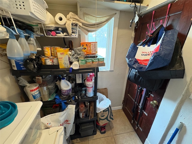 1555 16th St, Des Moines, IA 50314 - view of storage
