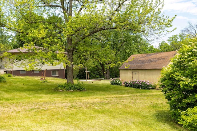 403 S Elm St, Lamoni, IA 50140 - view of grassy yard