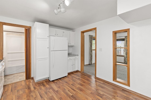 105 E Lacona St, Lacona, IA 50139 - photo 10