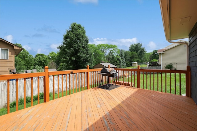 2501 SE 18th Ct, Des Moines, IA 50320 - wooden deck with view of wooded area