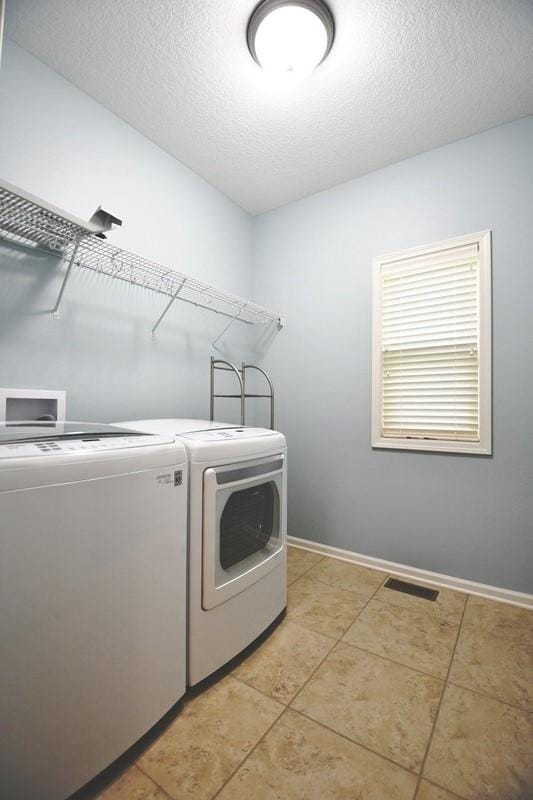 13114 Iltis Dr, Urbandale, IA 50323 - photo 10