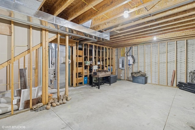 1191 Illinois Dr, Knoxville, IA 50138