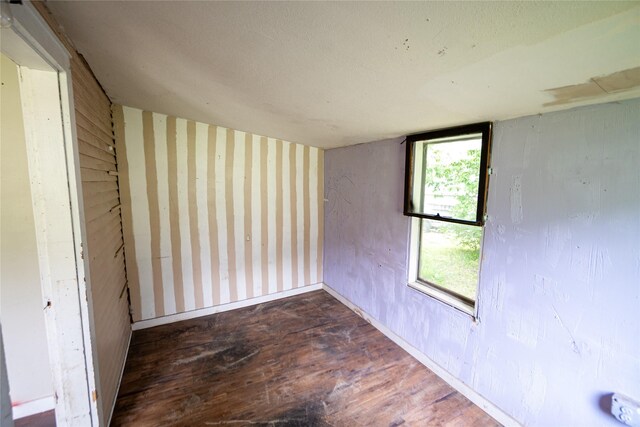 3518 Easton Blvd, Des Moines, IA 50317 - unfurnished room featuring wood finished floors