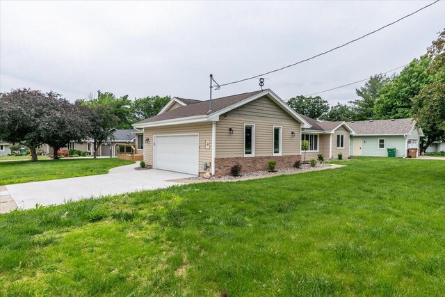 7136 NW Beaver Dr, Johnston, IA 50131 - photo 2