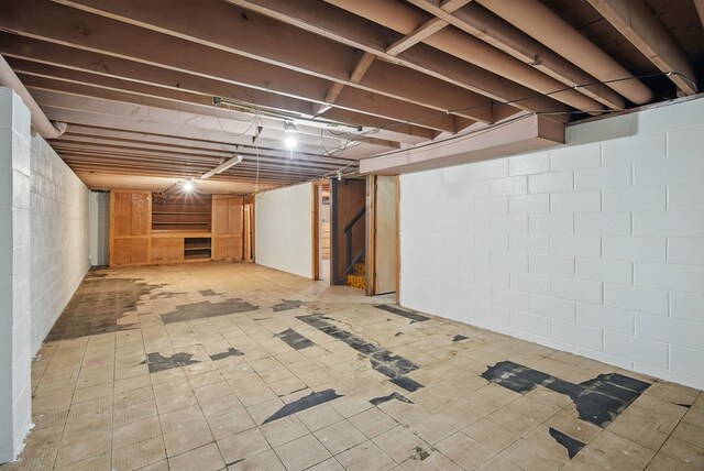 4500 100th St, Urbandale, IA 50322 - finished below grade area with stairway