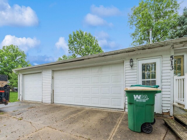 513 W Vine St, Saint Charles, IA 50240 - photo 31