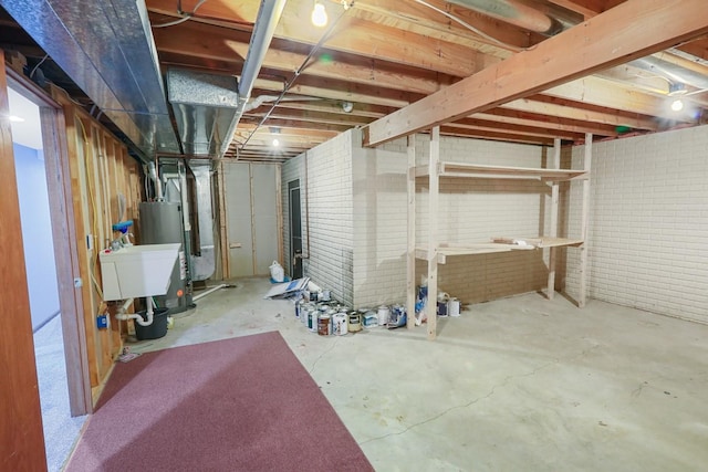 102 Jackson St, Pella, IA 50219 - unfinished below grade area with a sink
