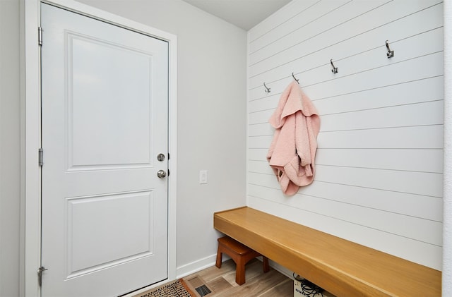 134 Aspen Dr, Norwalk, IA 50211 - mudroom with wood finished floors and baseboards
